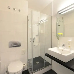 GHOTEL hotel & living Hannover 3* Номер Бизнес с различными типами кроватей фото 6