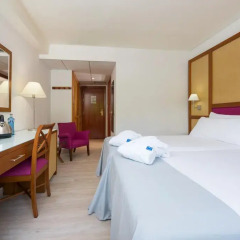 Отель Tryp Vielha Baqueira комната для гостей фото 9