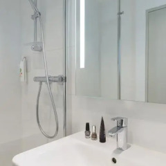 Отель ibis Styles Lyon Confluence 3* Стандартный номер с различными типами кроватей фото 5