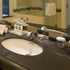 Royal Orchid Guam Hotel 3* Стандартный номер с различными типами кроватей фото 3