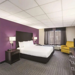 Отель La Quinta Inn & Suites Mpls-Bloomington West 3* Номер Делюкс фото 2