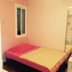 Отель Go Bcn Hostal Ideal Badal Стандартный номер с двуспальной кроватью (общая ванная комната) фото 14