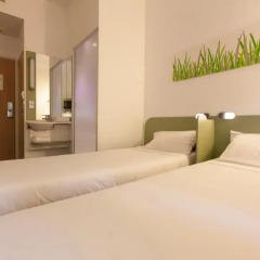 Отель ibis budget Porto Gaia Стандартный номер разные типы кроватей фото 4