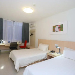 Отель Jinjiang Inn ChengDu Wenshufang 2* Стандартный номер с различными типами кроватей