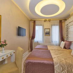 The Million Stone Hotel - Special Class 4* Улучшенный номер с двуспальной кроватью фото 5