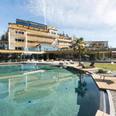DolceVita Hotel Alpiana Resort Лана бассейн фото 2