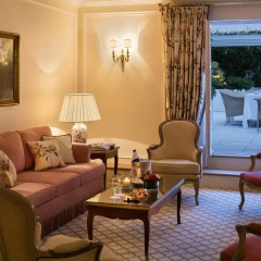Hotel Le Bristol Paris 5* Люкс с различными типами кроватей фото 6