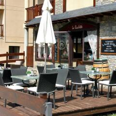 Отель Suite Aparthotel El Refugio de Aran Vielha 3* Апартаменты с различными типами кроватей фото 5