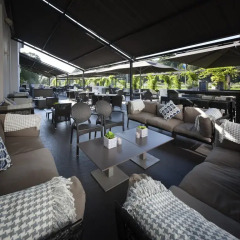 Отель Van Der Valk Hotel Oostkamp-Brugge Бельгия, Осткамп - отзывы, цены и фото номеров - забронировать отель Van Der Valk Hotel Oostkamp-Brugge онлайн бассейн фото 2