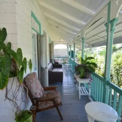 Отель Holiday Home Guest House Порт Антонио балкон
