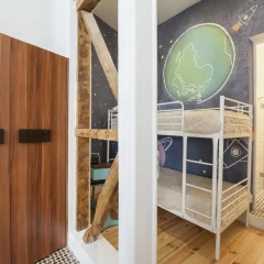 Отель Cheese & Wine Suites удобства в номере