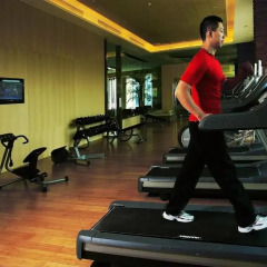 Отель Wyndham Grand Plaza Royale Oriental Shanghai Китай, Шанхай - отзывы, цены и фото номеров - забронировать отель Wyndham Grand Plaza Royale Oriental Shanghai онлайн фитнесс-зал