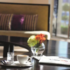 Avani Deira Dubai Hotel в номере