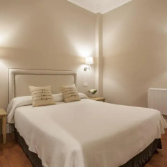 Отель B&B Hi Valencia Boutique 3* Стандартный номер с различными типами кроватей фото 26