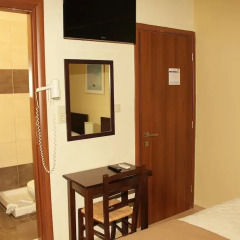 Rea Hotel удобства в номере