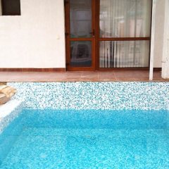 Гостиница АкунаМатата в Саках 3 отзыва об отеле, цены и фото номеров - забронировать гостиницу АкунаМатата онлайн Саки бассейн фото 2