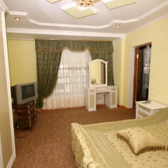 Отель Горные Вершины 3* Люкс