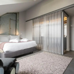 Отель Chiado Arty flats 4* Улучшенный люкс с различными типами кроватей фото 19