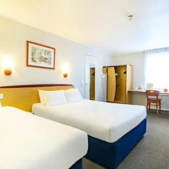 Отель Campanile Manchester 2* Стандартный номер фото 5