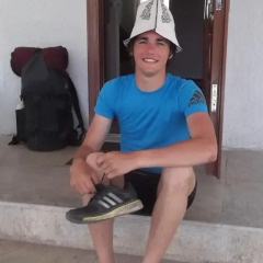 Hostel Oshbackpackers фитнесс-зал фото 2