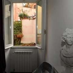 Отель Suite Lungara балкон