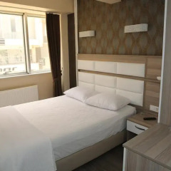 Отель Sezen Otel Стандартный семейный номер