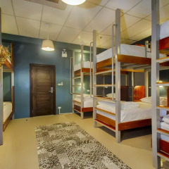 Hom Hostel & Cooking Club Кровать в общем номере фото 7