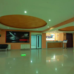 Arena Hotel интерьер отеля