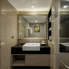 Отель Grand Swiss Sukhumvit 11 Бангкок ванная