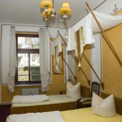 Lollis Homestay - Hostel Стандартный номер с двуспальной кроватью