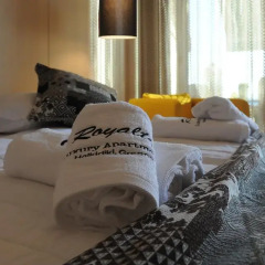 Отель Royalty Suites комната для гостей фото 5