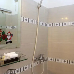 Giang Son 2 Hotel 2* Улучшенный номер с различными типами кроватей фото 6