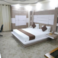 Hotel Royal Castle 3* Улучшенный номер с различными типами кроватей фото 2