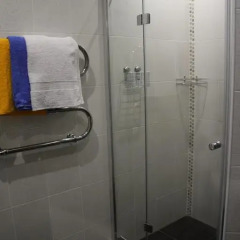 Гостиница Guest house NaLadoni в Становщиково отзывы, цены и фото номеров - забронировать гостиницу Guest house NaLadoni онлайн ванная фото 2