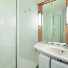 Отель ibis Verona 3* Стандартный номер двуспальная кровать фото 6
