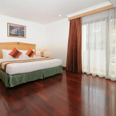Отель Admiral Suites Sukhumvit 22 By Compass Hospitality 4* Люкс фото 2