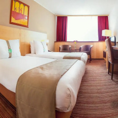 Отель Holiday Inn Bratislava 4* Стандартный номер с различными типами кроватей фото 3