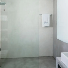 Отель Alti Santorini Suites Улучшенный люкс с различными типами кроватей фото 2