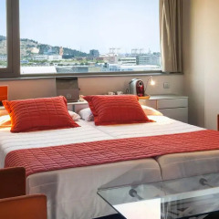 Hotel Fira Congress 4* Улучшенный номер с различными типами кроватей фото 10