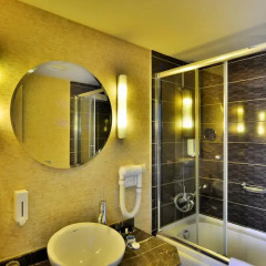 Orange County Resort Hotel Alanya Турция, Окурджалар - 2 отзыва об отеле, цены и фото номеров - забронировать отель Orange County Resort Hotel Alanya - All Inclusive онлайн ванная