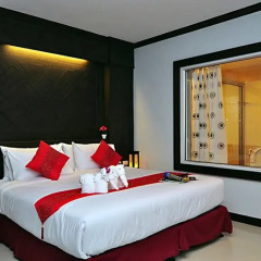 Отель Patong Princess 2* Улучшенный номер с двуспальной кроватью фото 2