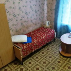 Гостиница Искра 3* Стандартный номер с 2 отдельными кроватями фото 3
