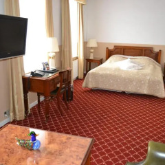 Milling Hotel Plaza 4* Стандартный номер с двуспальной кроватью фото 12