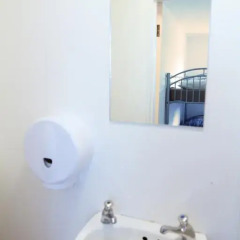 Brighton Youth Hostel Кровать в общем номере с двухъярусной кроватью фото 10