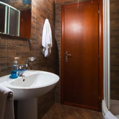 Апартаменты Tianis Apartments ванная