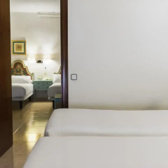 Mesón Castilla Atiram Hotel 2* Стандартный номер с различными типами кроватей фото 23