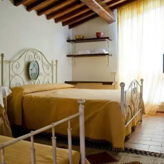 Отель Agriturismo Podere Bucine Basso Стандартный номер фото 2