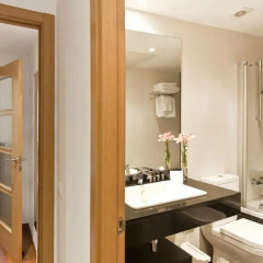 Отель AB Aragó Executive Suites ванная