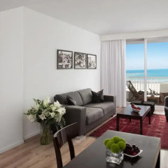 Отель Sea Executive Suites Люкс с различными типами кроватей фото 9