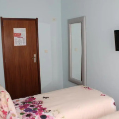 Отель Grande Oceano Guest House 3* Стандартный номер с двуспальной кроватью (общая ванная комната) фото 2